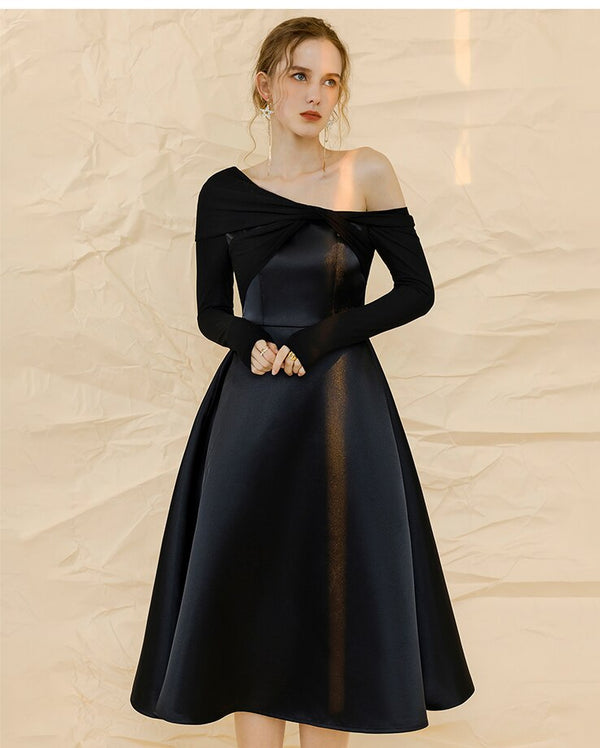 Birthday Party Little Black Dress Lady Temperament Design Sense Niche Mid-length Oblique Collar Off-the-shoulder Long-sleeved