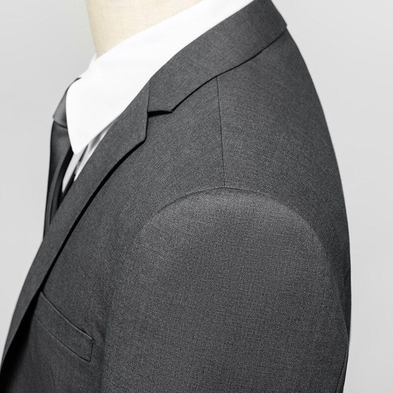 High Quality Men's Business Banquet Striped Slim Fitting Wedding Men's Groom Tuxedo 3-piece Set