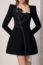 Light Familiar Women's New Chain Three-dimensional Flowers Elegant Temperament Square Collar Little Black Dress