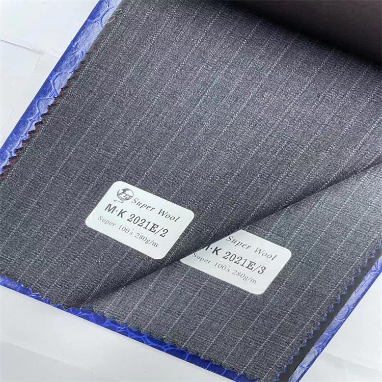 New Worsted Autumn and Winter Striped Wool Suit Fabric, Seasonal Men's and Women's Suit Fabric