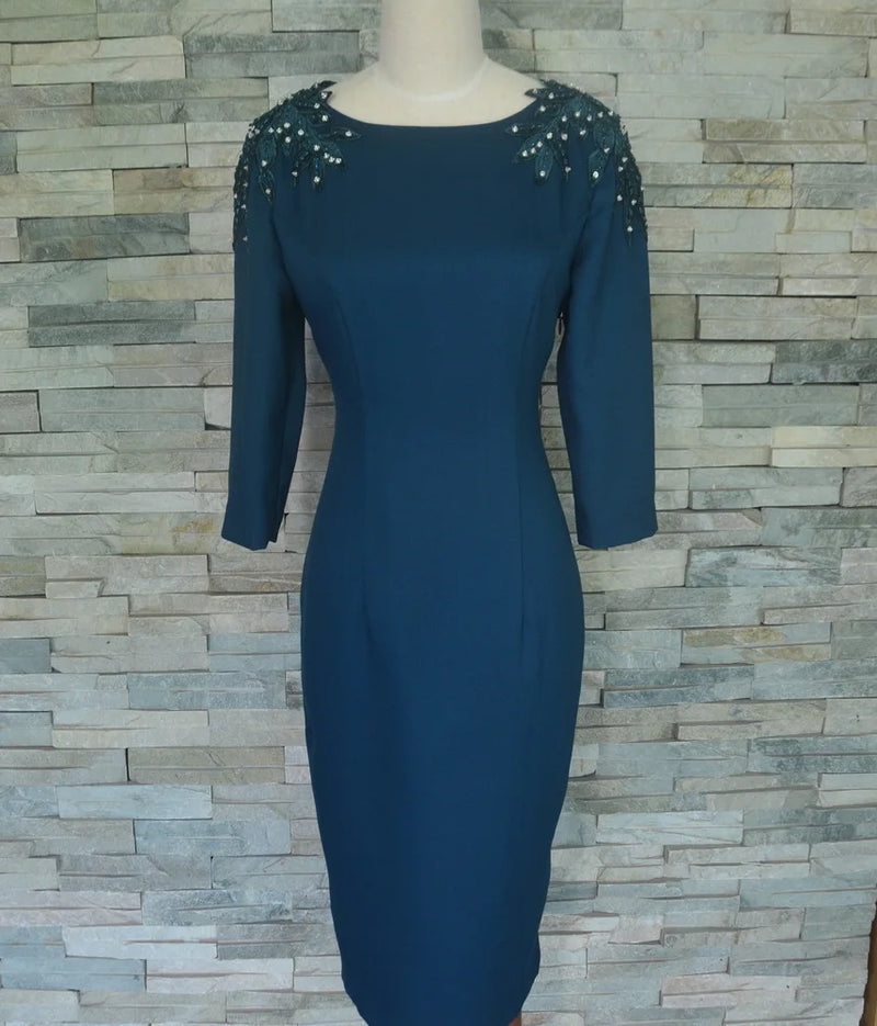 Tailor Shop Custom Made Groom Mother of Bride Dress Embellished Cocktail Quinceanera Homecoming Cold-Shoulder Capelet Lace