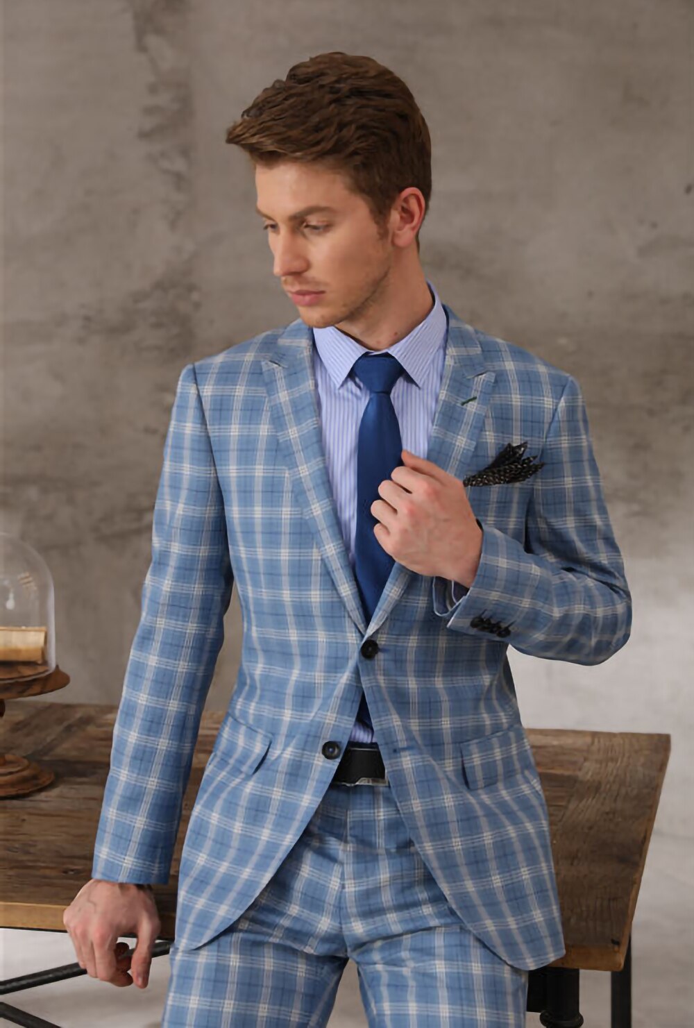 Tailor-made High Quality 150's Wool and Cashmere Fabric Sky Blue Windowpane Check Suit Men Breast Wedding Suit
