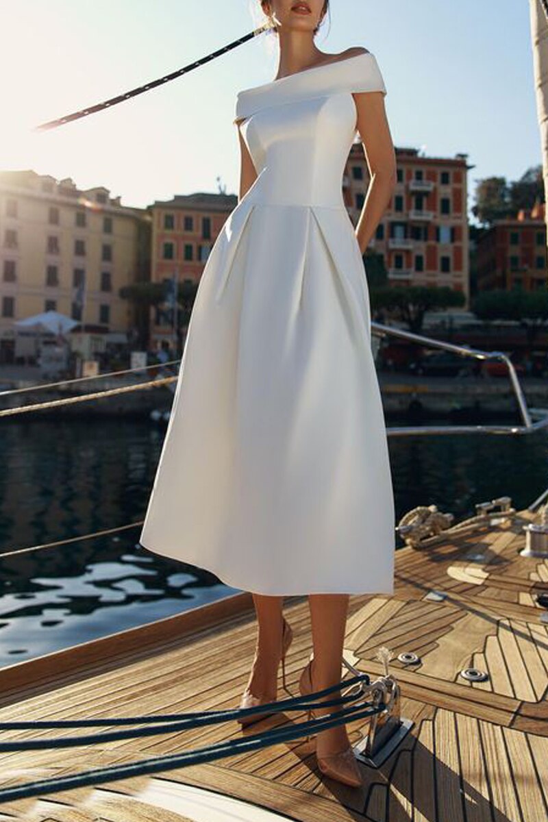 Temperament Clavicle One-shoulder Dress First Love Slim White Dress with Certificate Dress